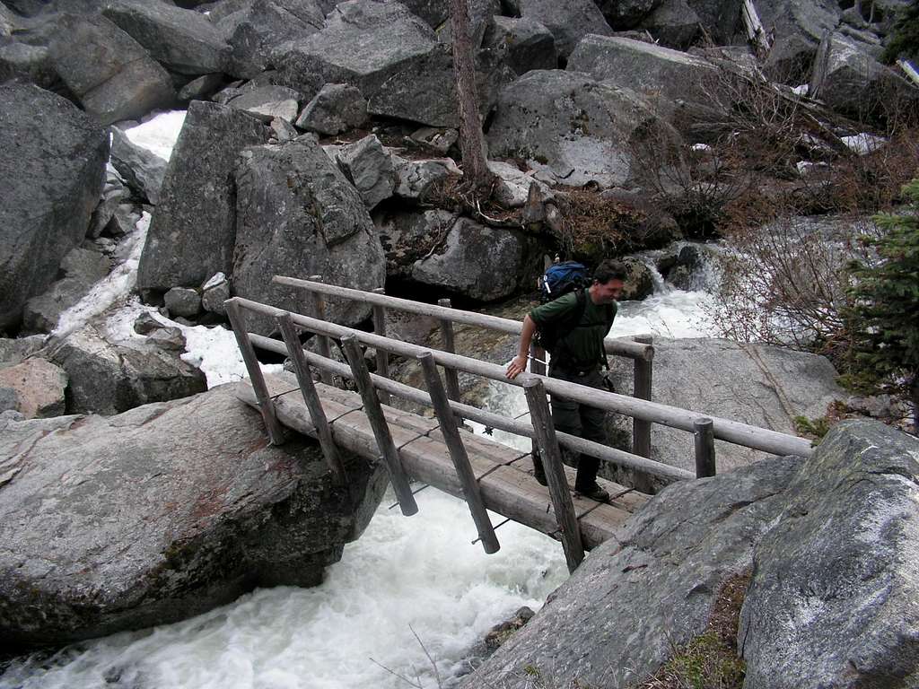 Mountaineers Creek Crossing