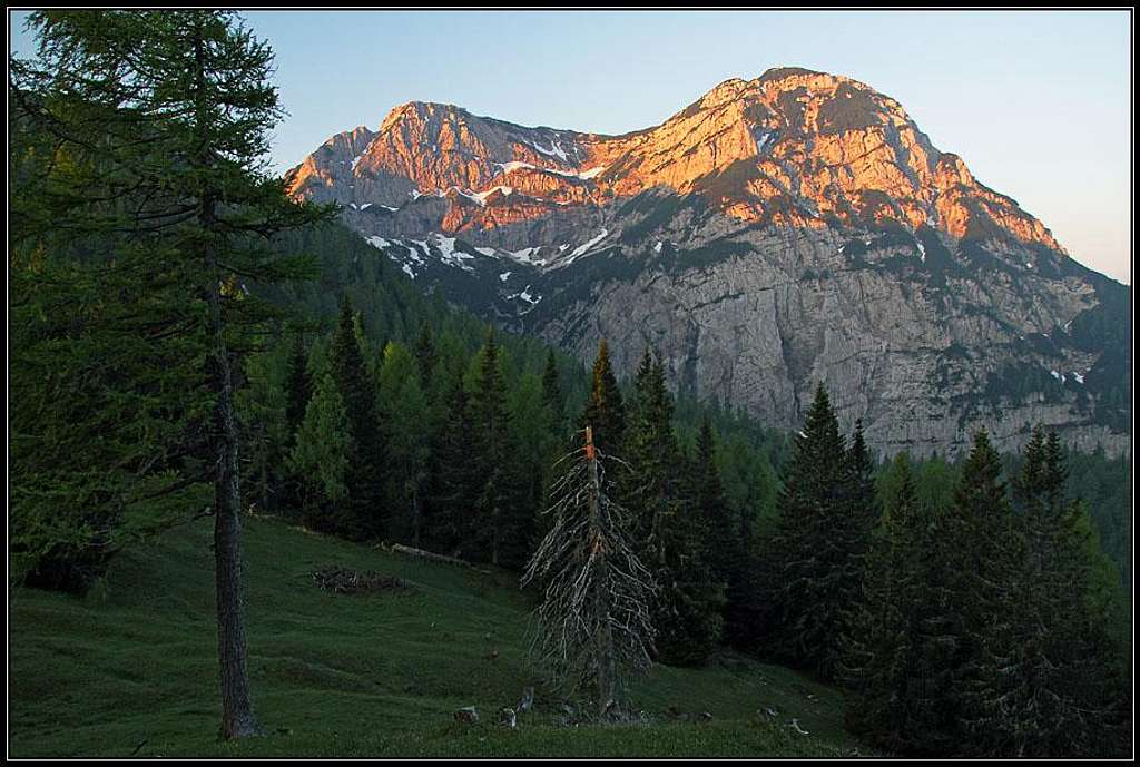 Monte Scinauz from the north