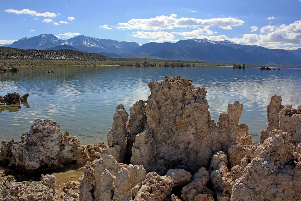 West to the High Sierra from Mono lake south shore