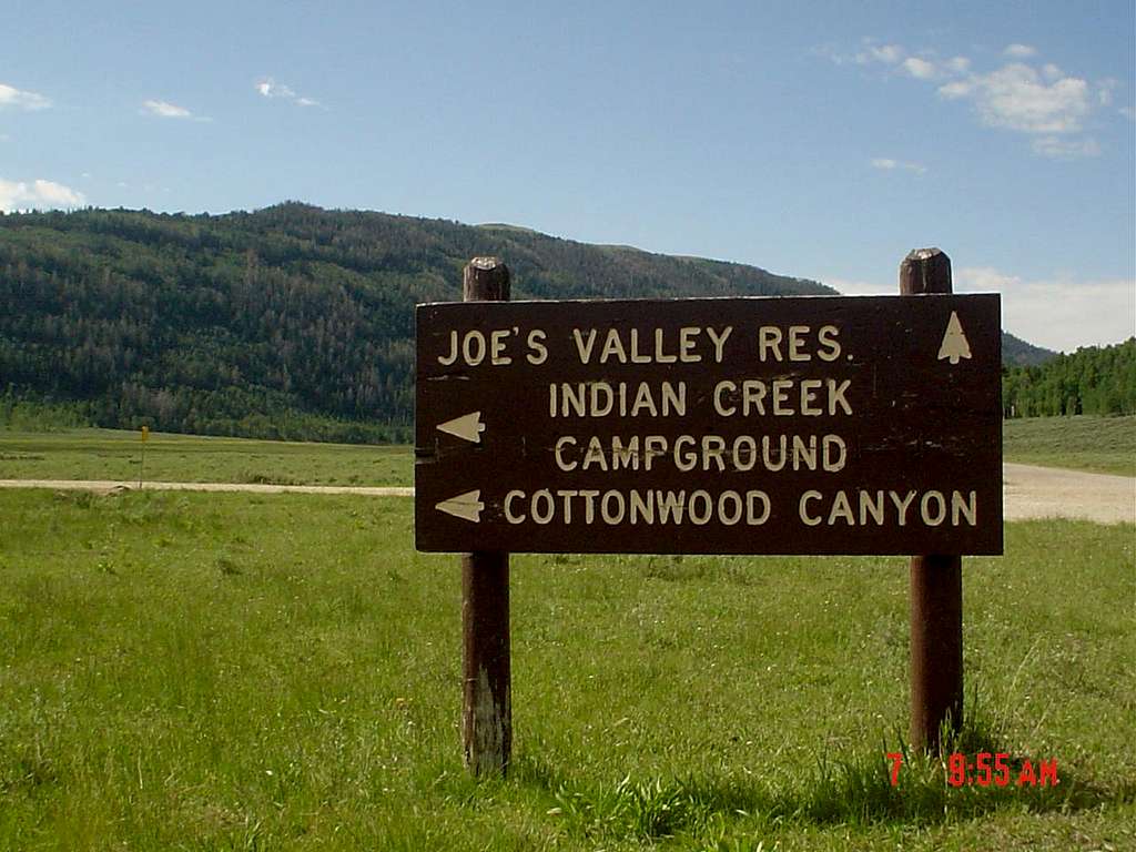 Indian Creek Campground road sign