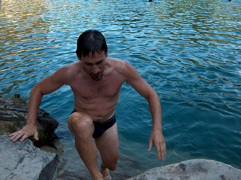 Swimming in Piskovna Lake in Adršpašské skalní město