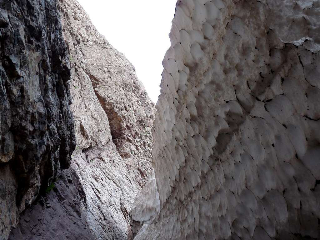 Hasandar ice wall