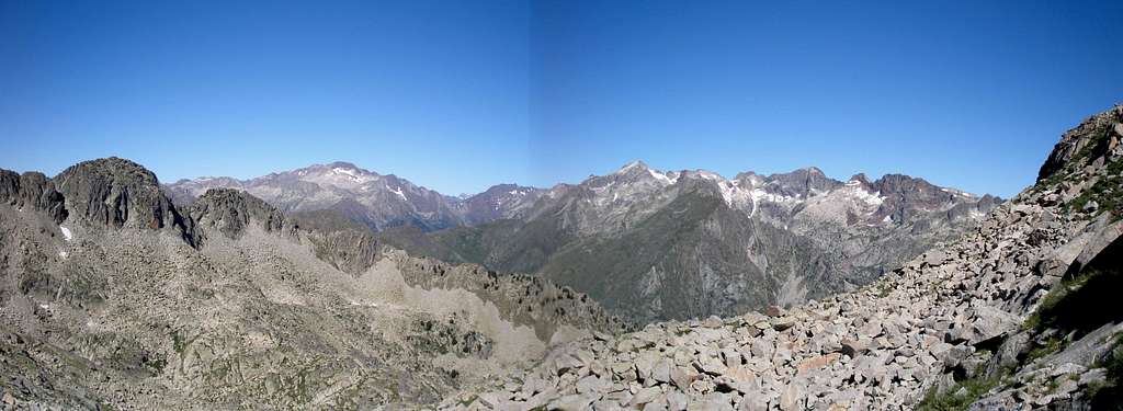 Pico de Alba panorama