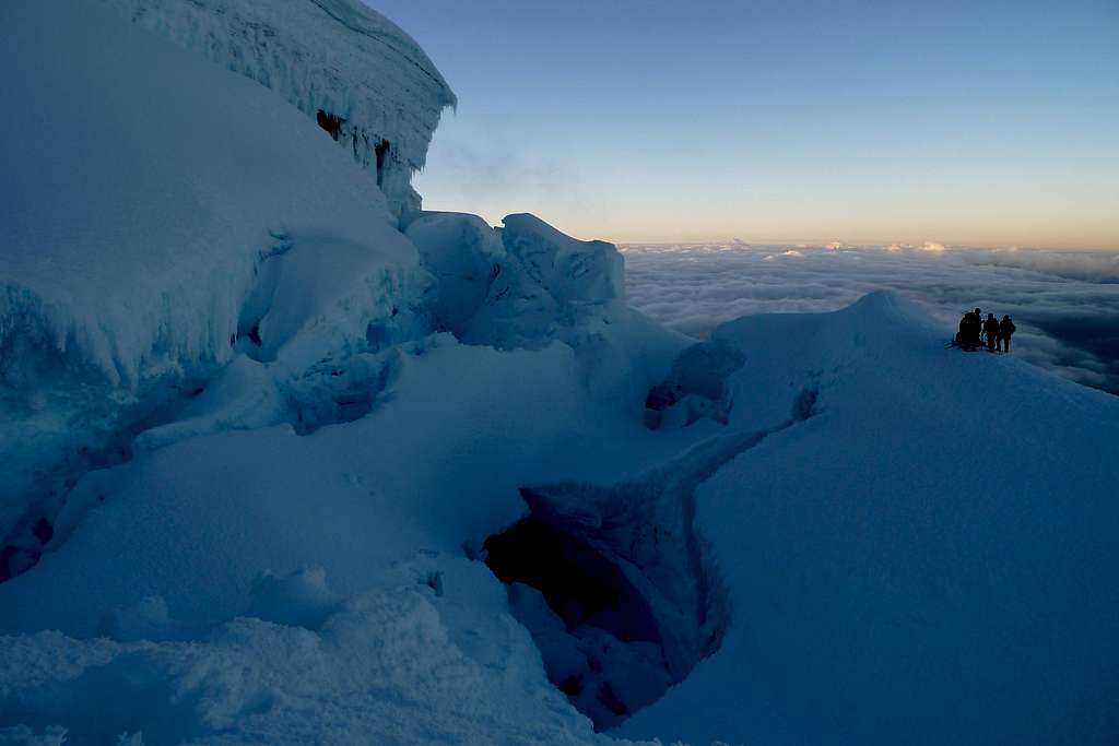 Cayambe - crevasses below the summit