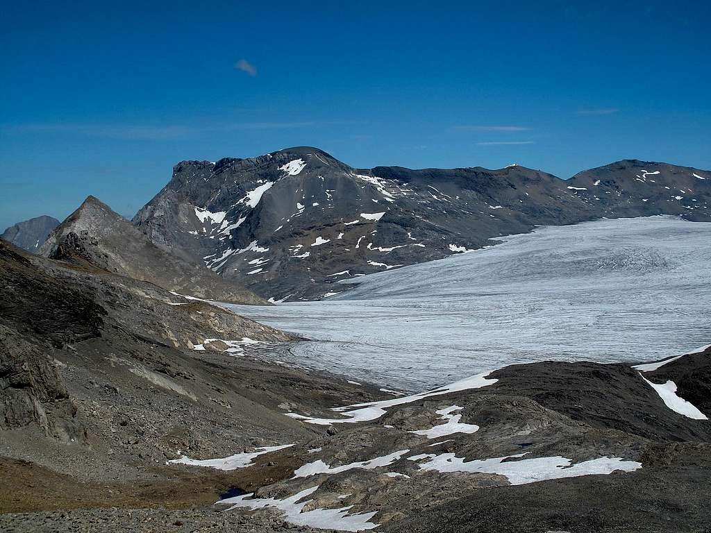 Wildstrubel and Plaine Morte glacier