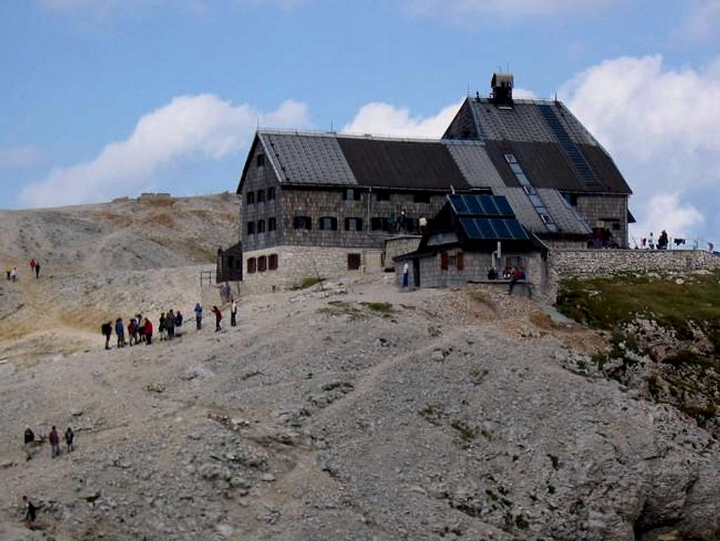 Triglavski Dom na Kredarici...