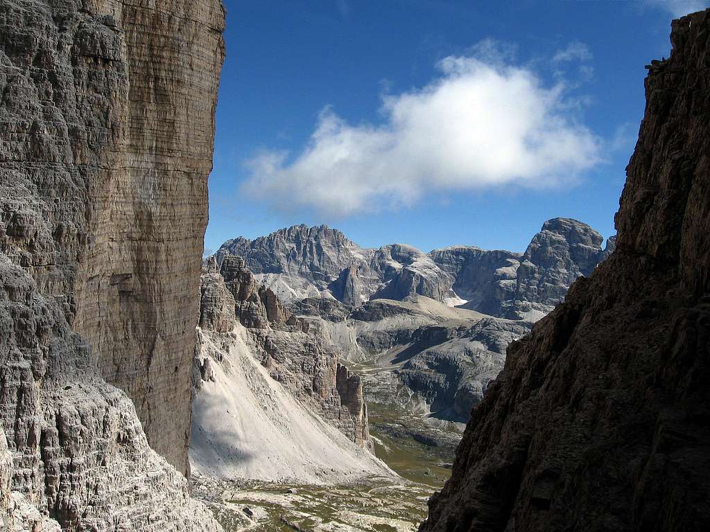The south side of Punta Frida and Croda dei Toni in the background.