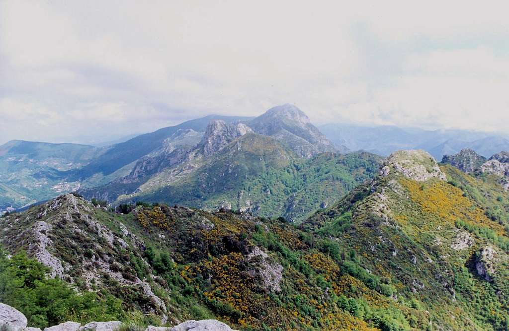 The path on the ridge for Monte Avvocata