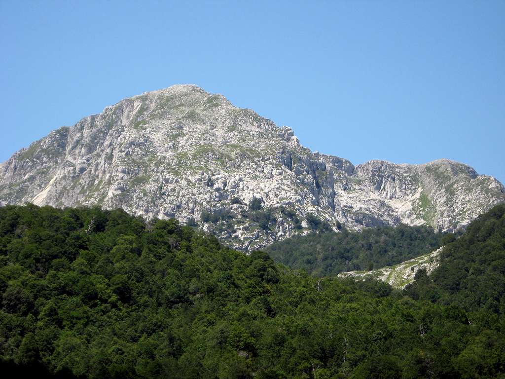 Monte Petroso