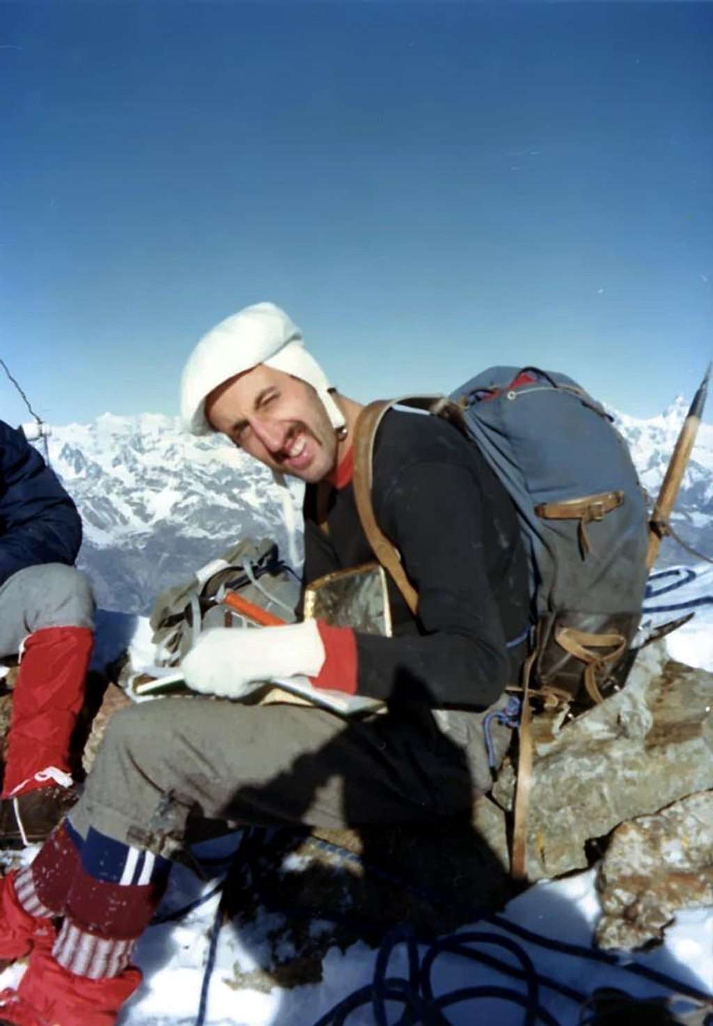 From  Gimillan Village EMILIUS's SUMMIT Five WINTER January 05th, 1975 BAFFOSWALD