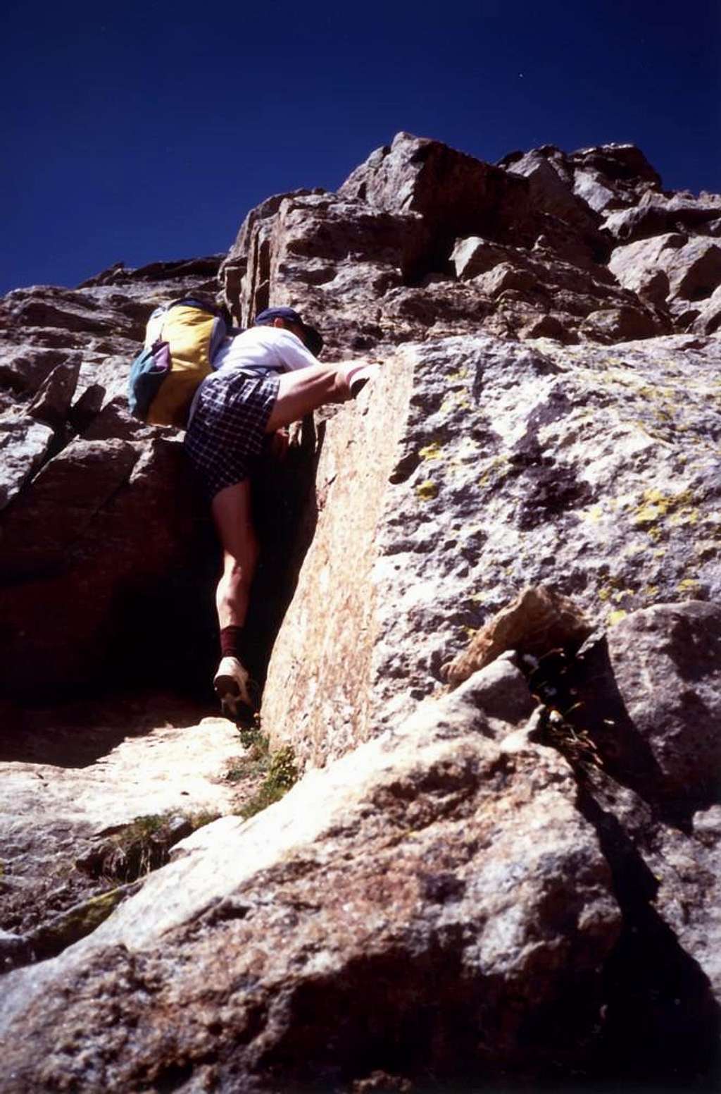 <b>Climbing in S-SW Ribbing to <font color=green>Emilius</font> <font color=brown>on 1994</font></b>