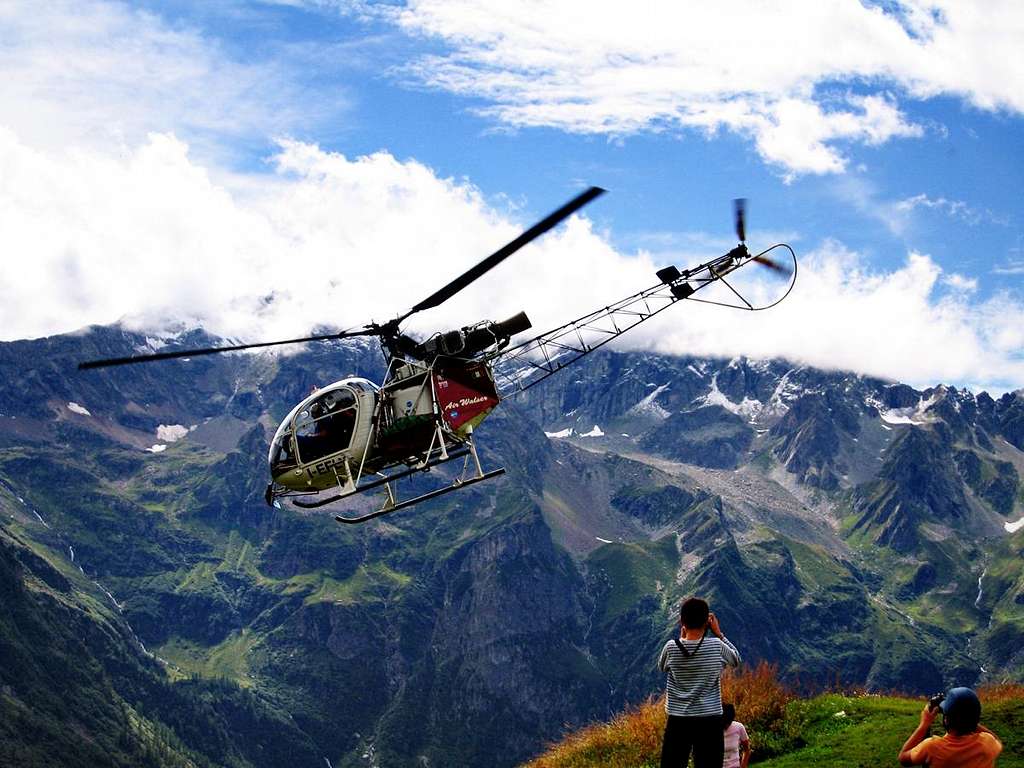 Helicopter taking off from Alpe Sattal