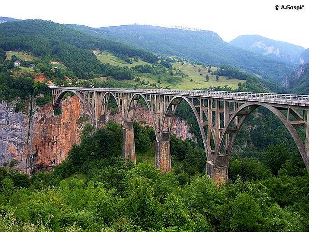 Legendary bridge at Djurdjevica Tara