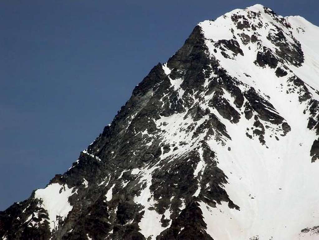 il Mont Gelè (3518 m.) cresta...