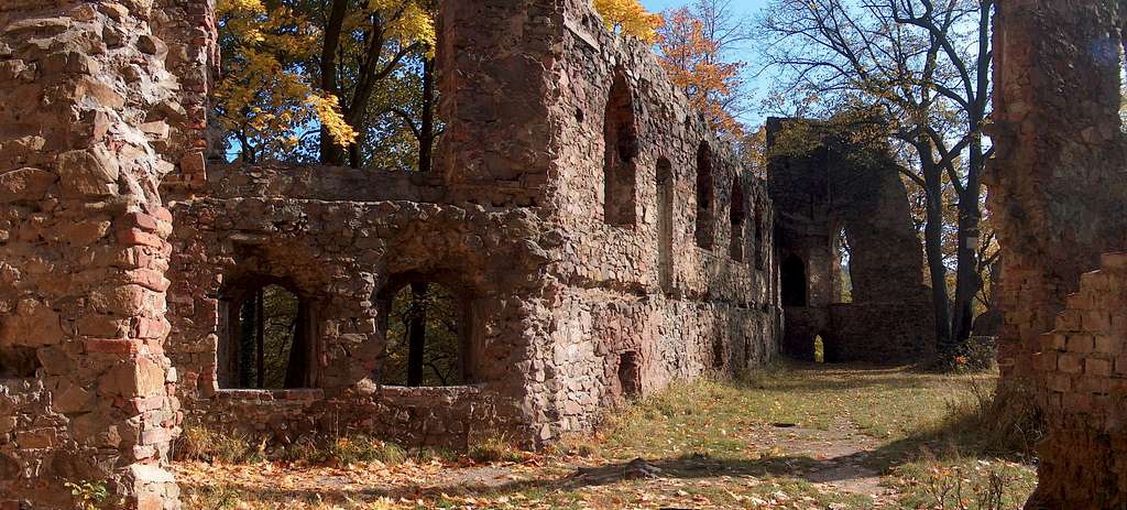 The ruins of the old Książ castle