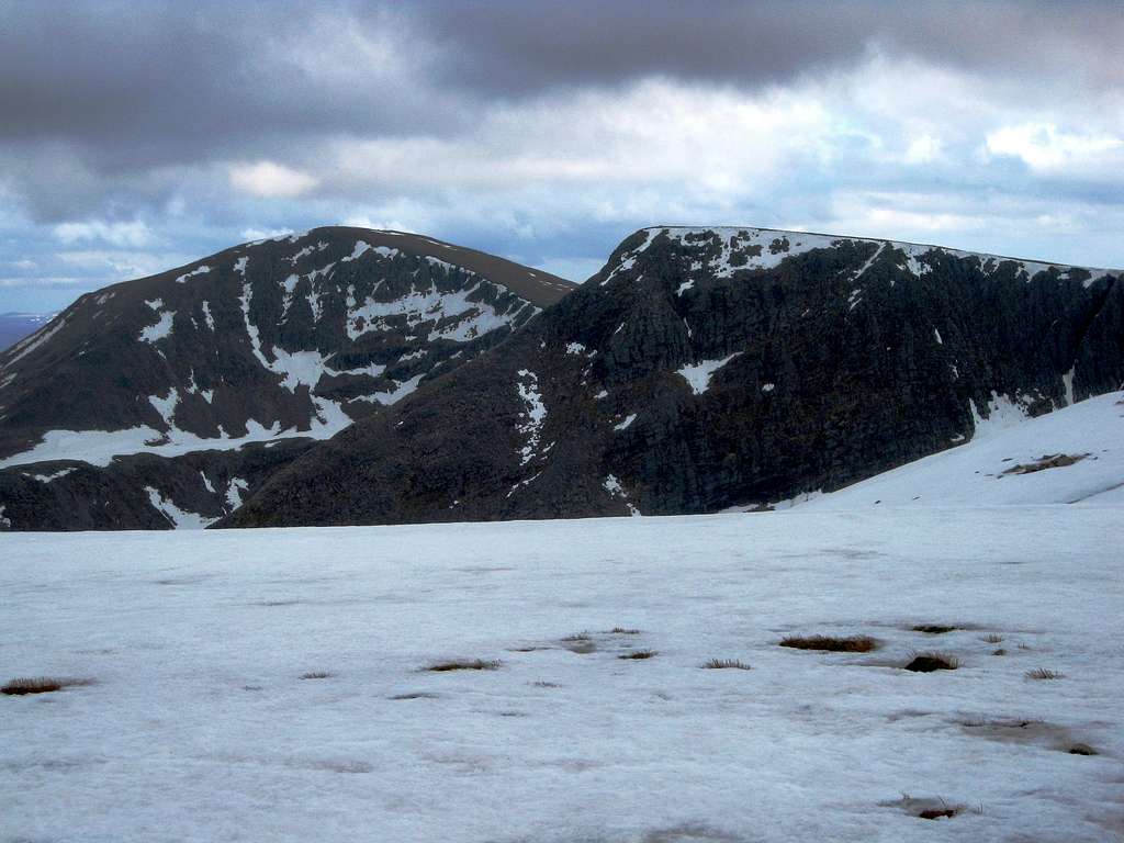 Cairn Toul and Sgor an Lochain Uaine from Braeriarch