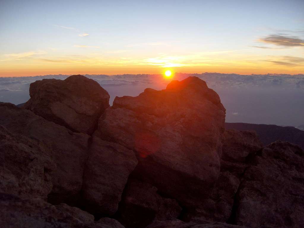 Sunrise on Pico del Teide