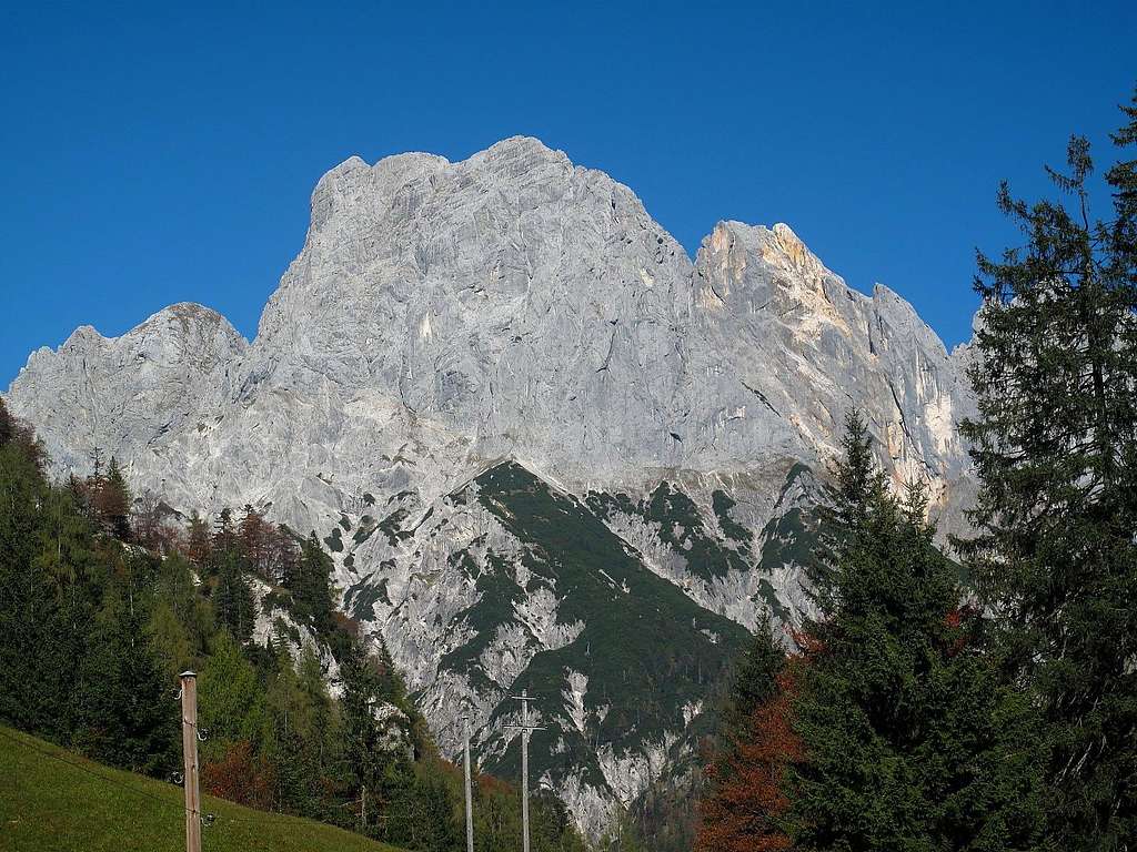 South wall of the Mühlsturzhorn (2234m) in the Reiteralpe group - Close-up