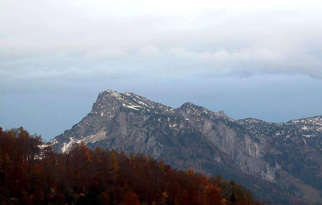 Autumnal view to the Untersberg