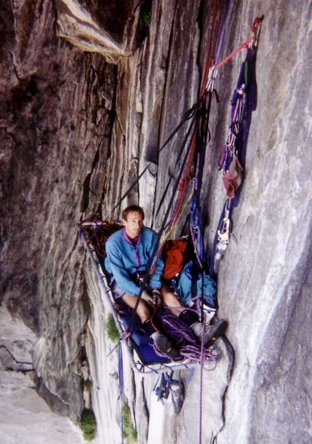 Hanging belay in the 