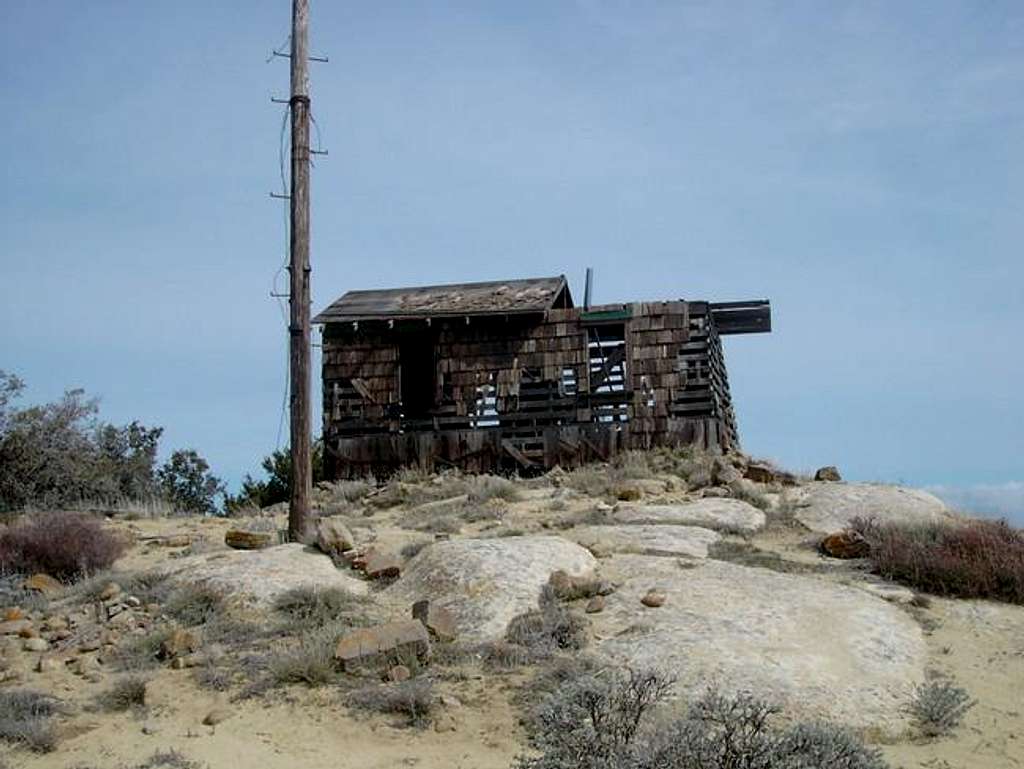Summit hut is still standing...