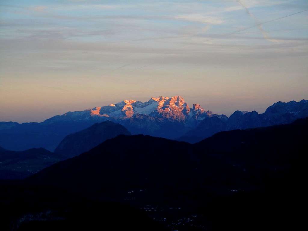 Dachstein in Alpenglow