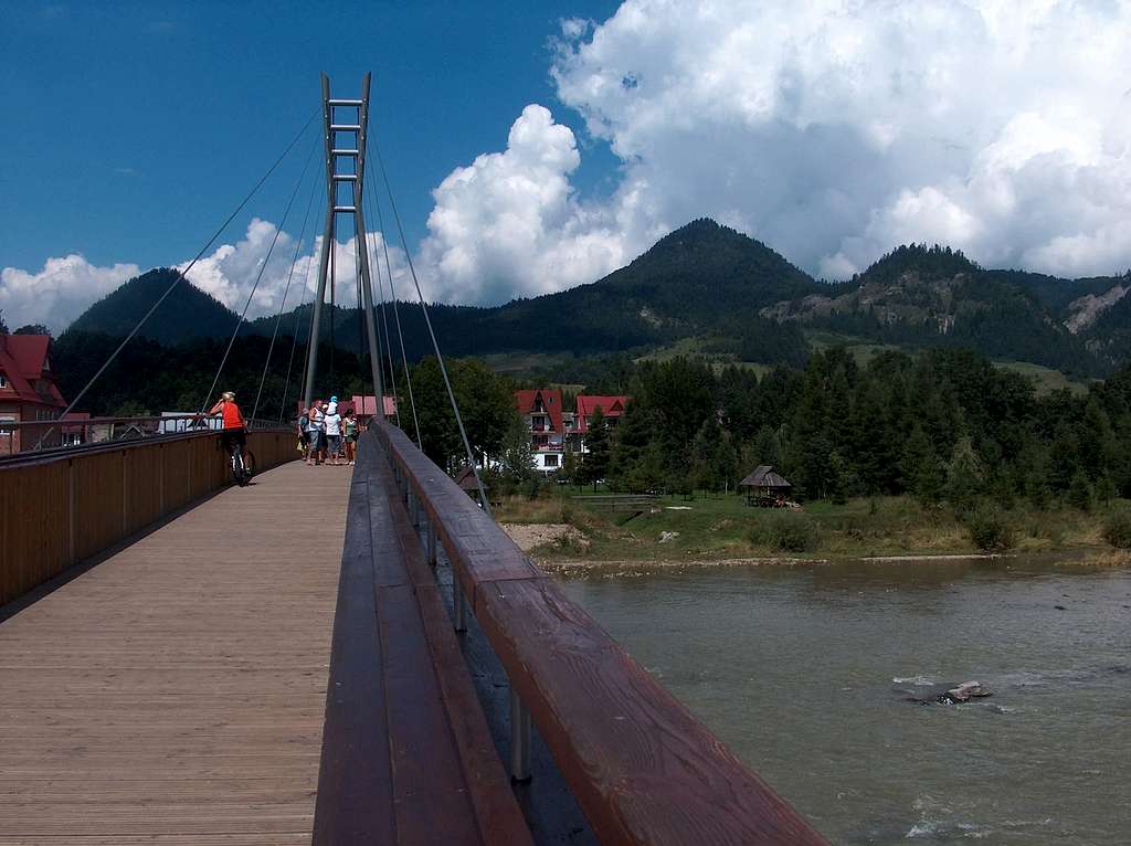 Brand new bridge over the Dunajec