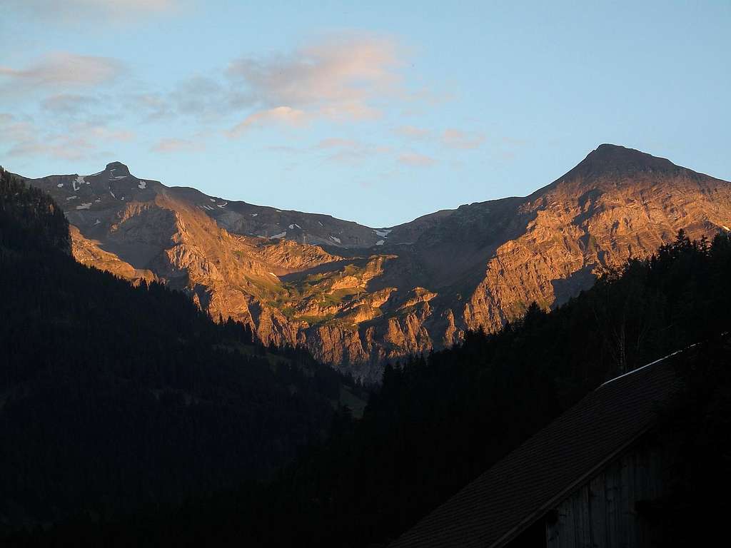 Rohrbachstein, Rawilpass and Mittaghorn (2686m) in sunset glow