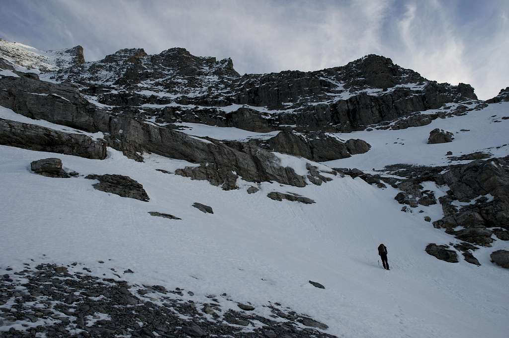 Walk to the Guggi hut