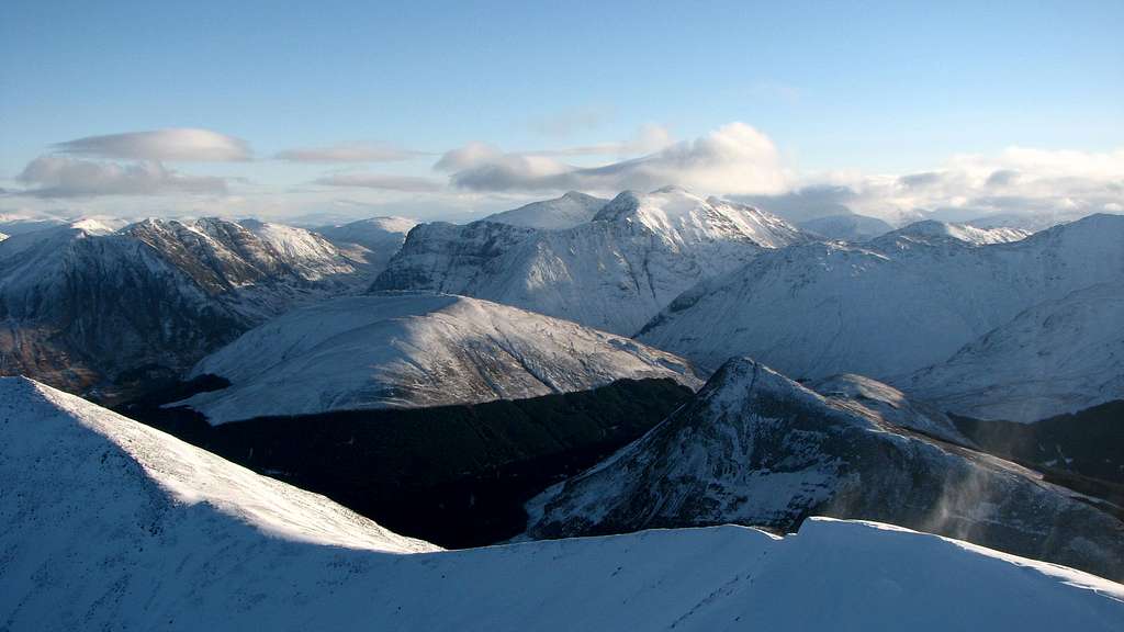 Sgorr Dhearg, with Glencoe in the distance