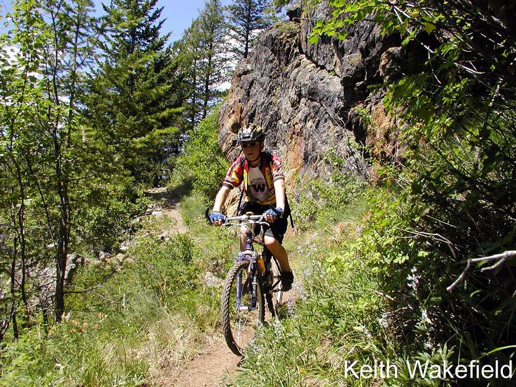 Cycling the Kettle Ridge Trail