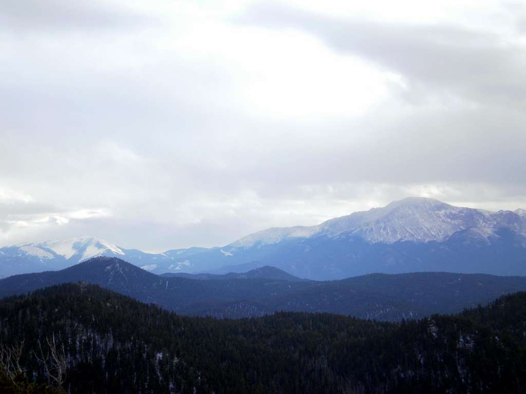 Almagre Mountain and Pikes Peak