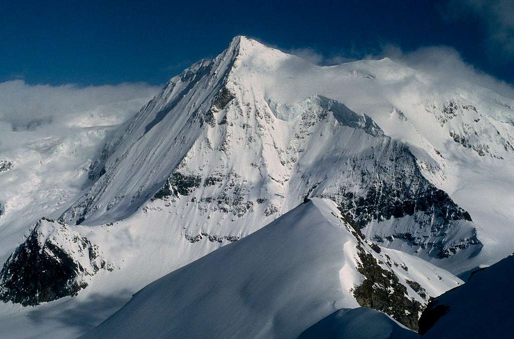 Mont Blanc de Cheilon from La Luette