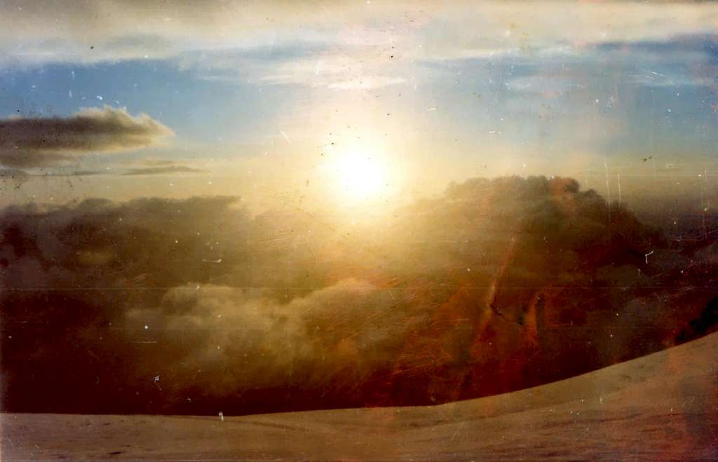 <b><font color=orange>New DAWN </font></b>from Mount Blanc of Tacul 1973