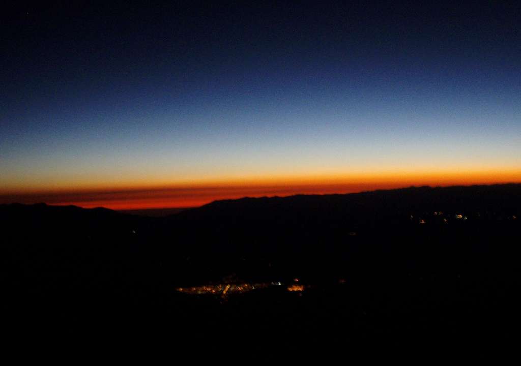 Huaraz below the glow of the western horizon.