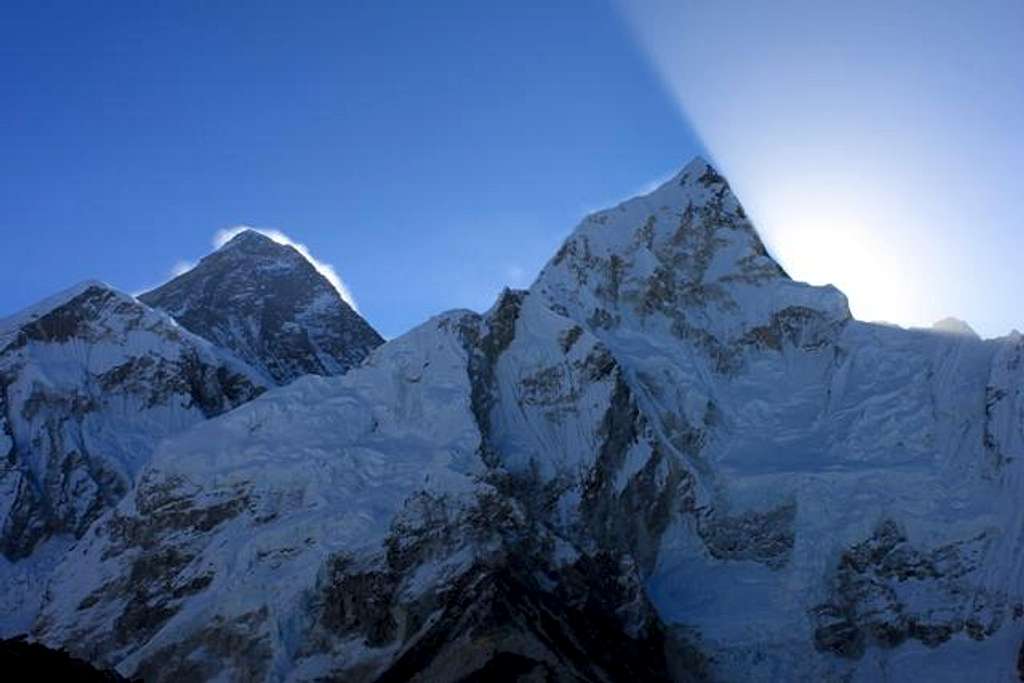 Mount Everest sun rise