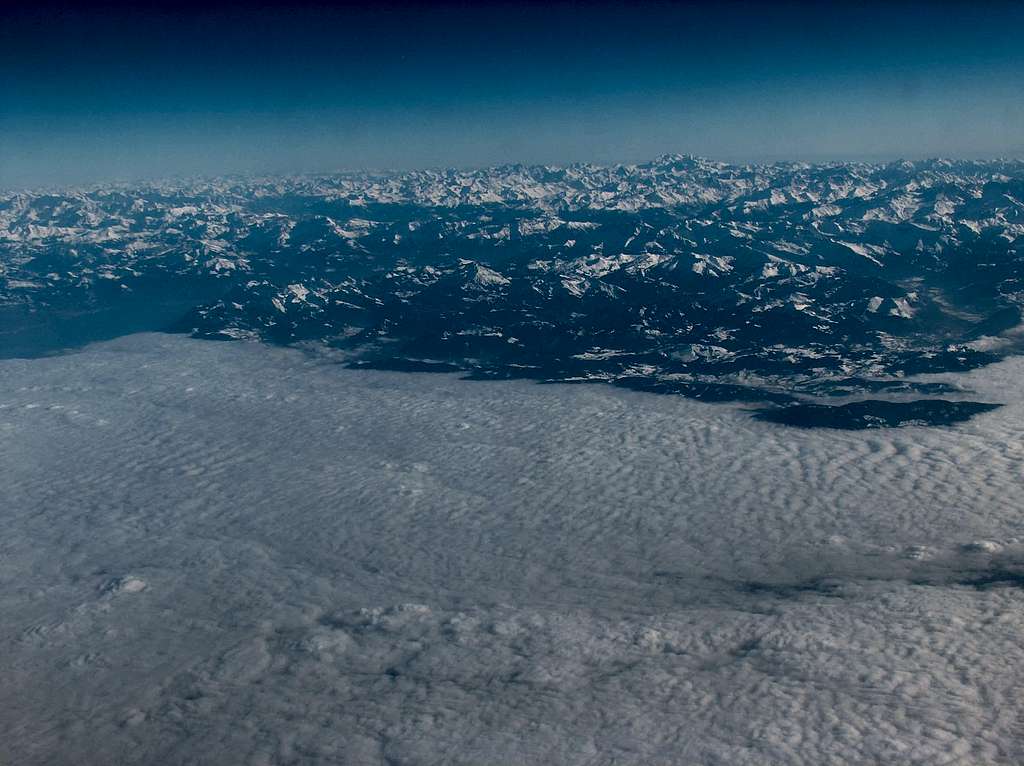 Lake Léman and Rhône valley under the clouds.