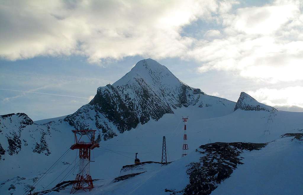 The Kitzsteinhorn (3203m)