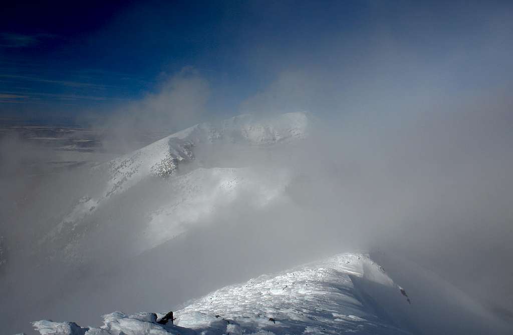 Agassiz Peak: summit view north