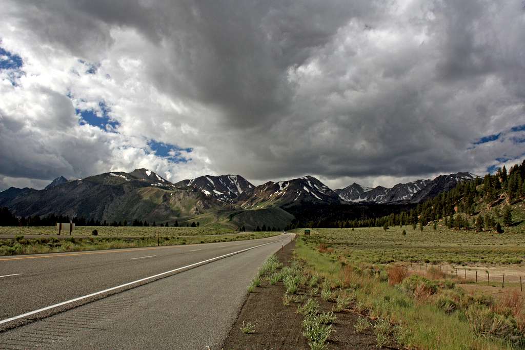 Highway 395 north of Mammoth Lakes