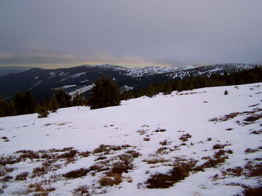 The main ridge of Wechsel, with the summit of Niederwechsel