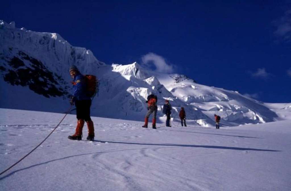 Aproaching Wildspitze via...