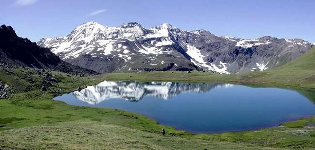 il lago Corona (2701 m.)