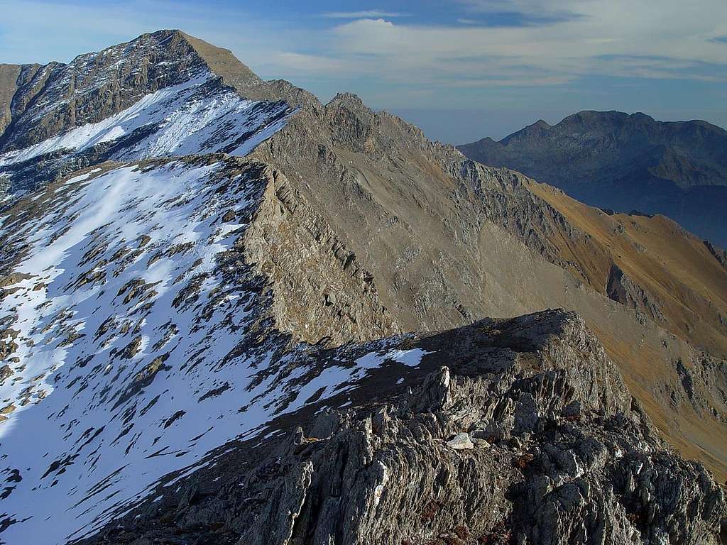 The long ridge from Cima di Peradzà  to Rouèse des Bantses