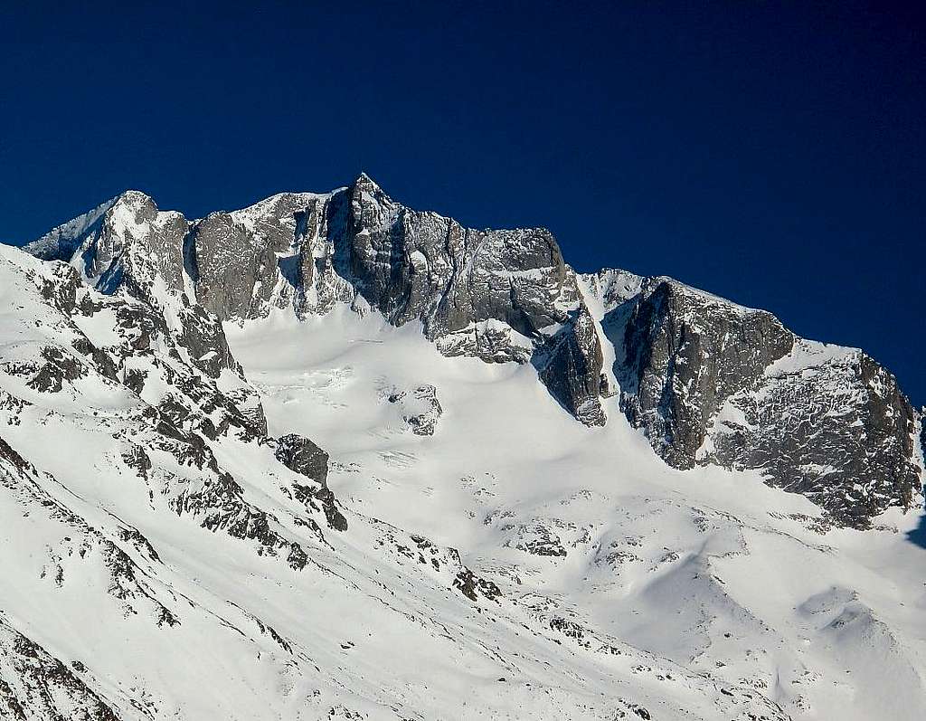 The Hochalmspitze (3360m) in winter