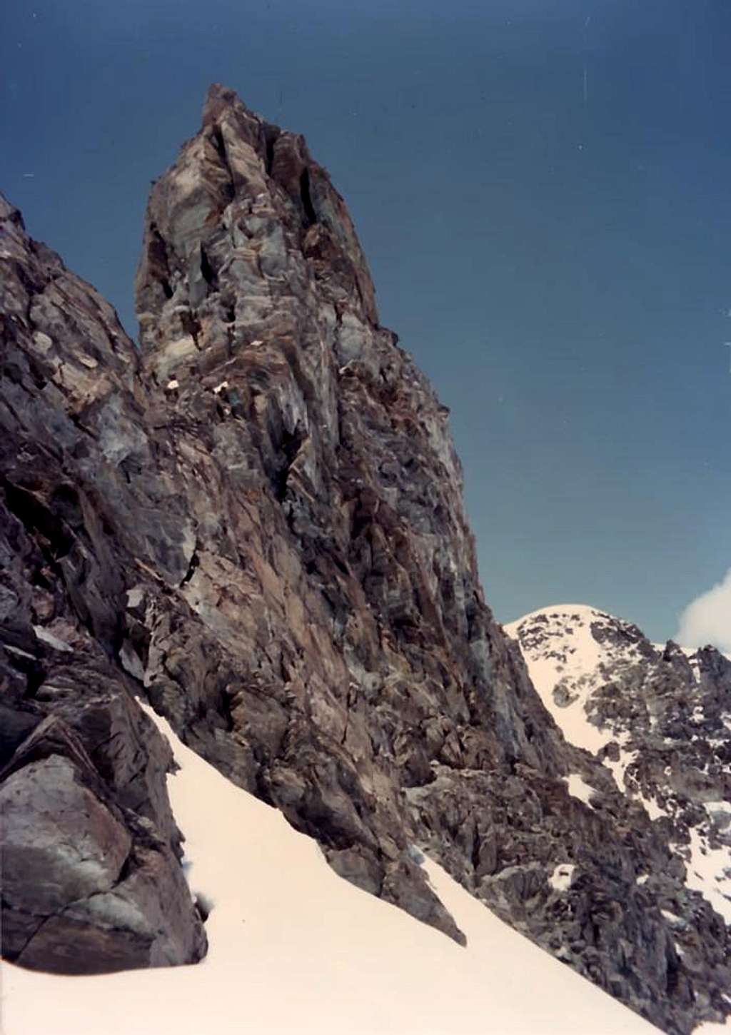 Detail climbing to ENTRELOR's SUMMIT on 1975