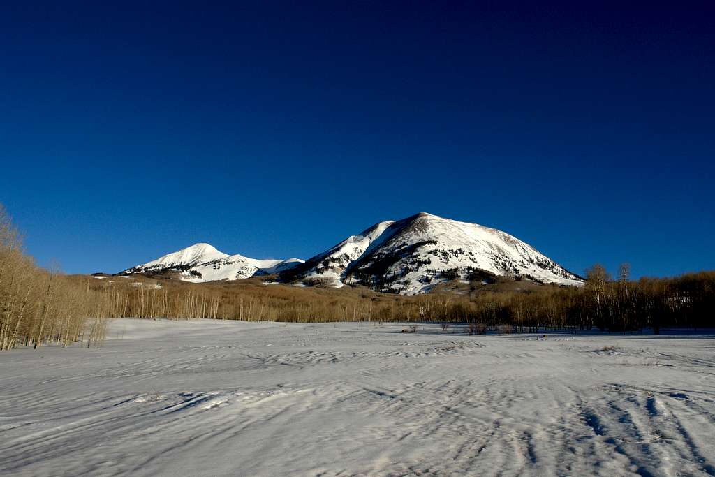 Mount Peale and Mount Tukuhnikivatz