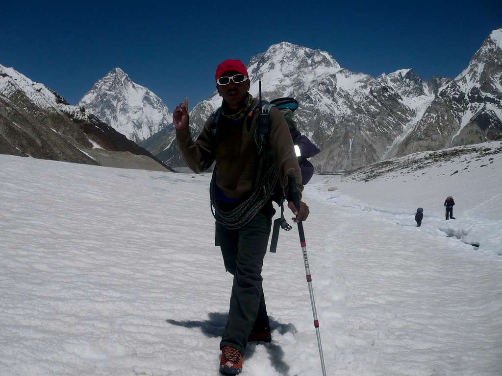 K2 & Broad Peak behind of Me