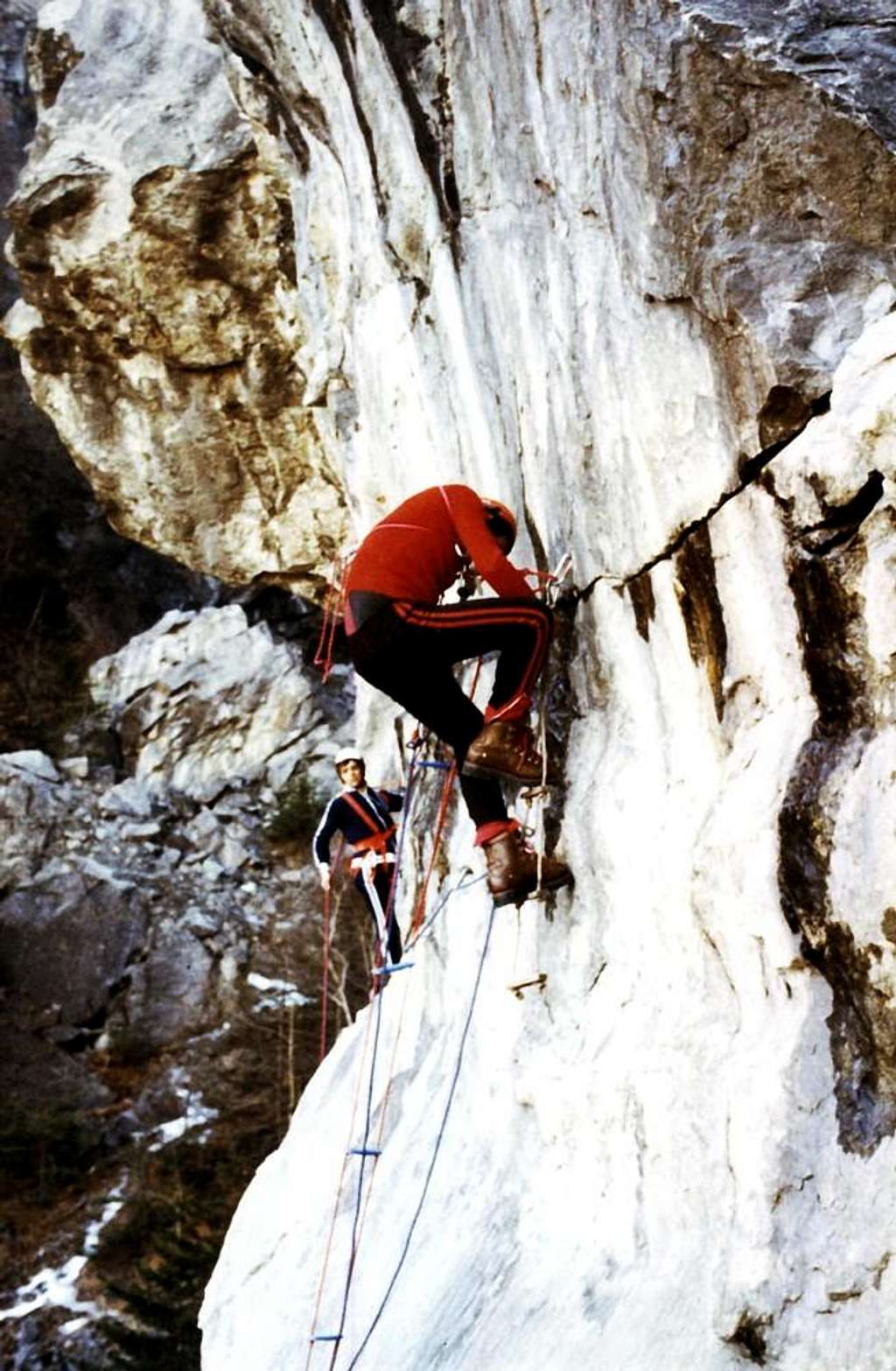 CHENAUX's on plate lateral right of the cliff of 40 metres on 1978