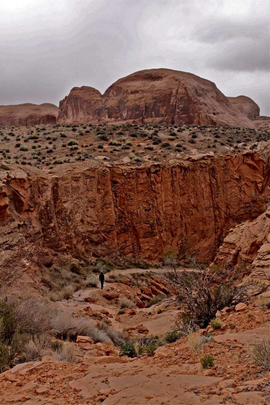 Trail to Corona Arch